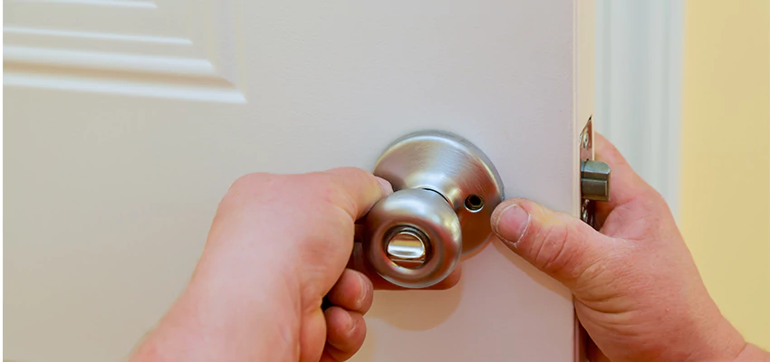 After-hours Locksmith For Lock And Key Installation in Brandon, FL