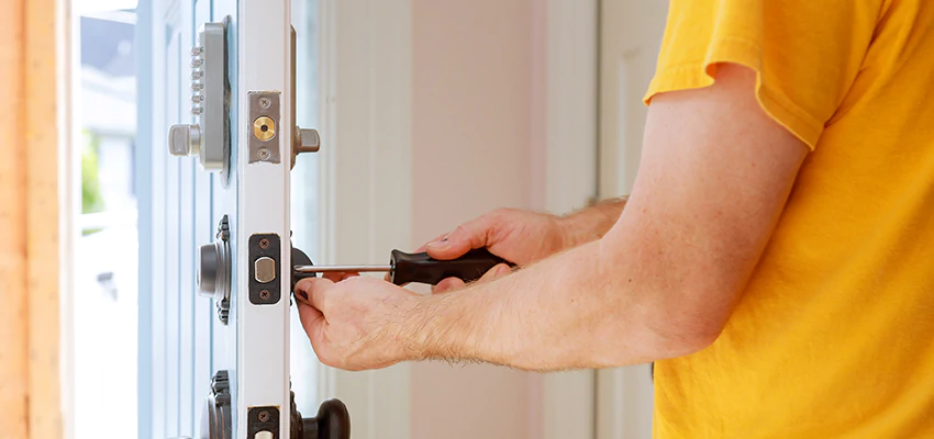 Eviction Locksmith For Key Fob Replacement Services in Brandon, FL